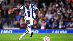 皇马连胜领跑西甲，姆巴佩闪耀助皇马5分优势领先巴萨