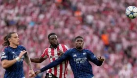 利物浦欧冠备战：萨拉赫复出，莱奥尼缺席，球队新阵应对挑战